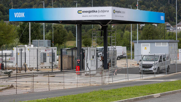 Izgradnja polnilnice vodika se s pomočjo Elsingovih inženirjev počasi zaključuje 1 Izgradnja polnilnice vodika se s pomočjo Elsingovih inženirjev počasi zaključuje Slika1